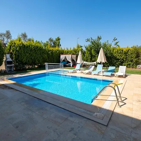 Villa Oeluedeniz Hisaroenuende 8 Kisilik Lilya Hisar *