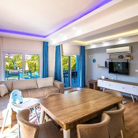 Oeluedeniz Hisaroenuende 8 Kisilik Lilya Hisar Villa