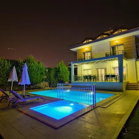 Villa Oeluedeniz Hisaroenuende 8 Kisilik Lilya Hisar