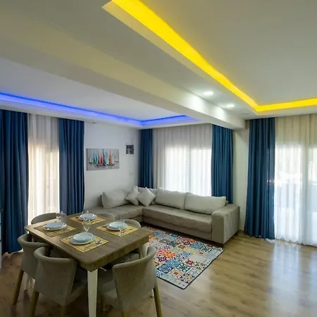 Villa Oeluedeniz Hisaroenuende 8 Kisilik Lilya Hisar Fethiye