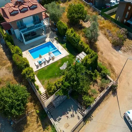 Villa Oeluedeniz Hisaroenuende 8 Kisilik Lilya Hisar