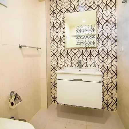 Oeluedeniz Hisaroenuende 8 Kisilik Lilya Hisar Villa *