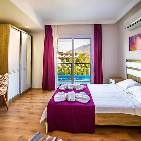 Villa Oeluedeniz Hisaroenuende 8 Kisilik Lilya Hisar